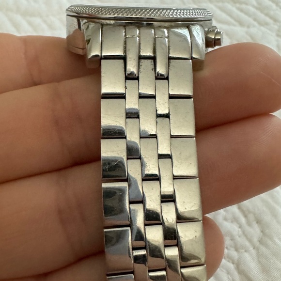 Michael Kors watch - Picture 2 of 6